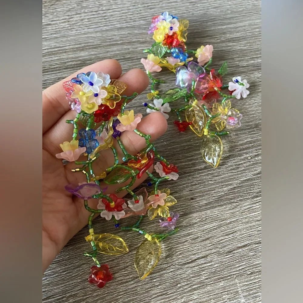 Zara flower earrings A147